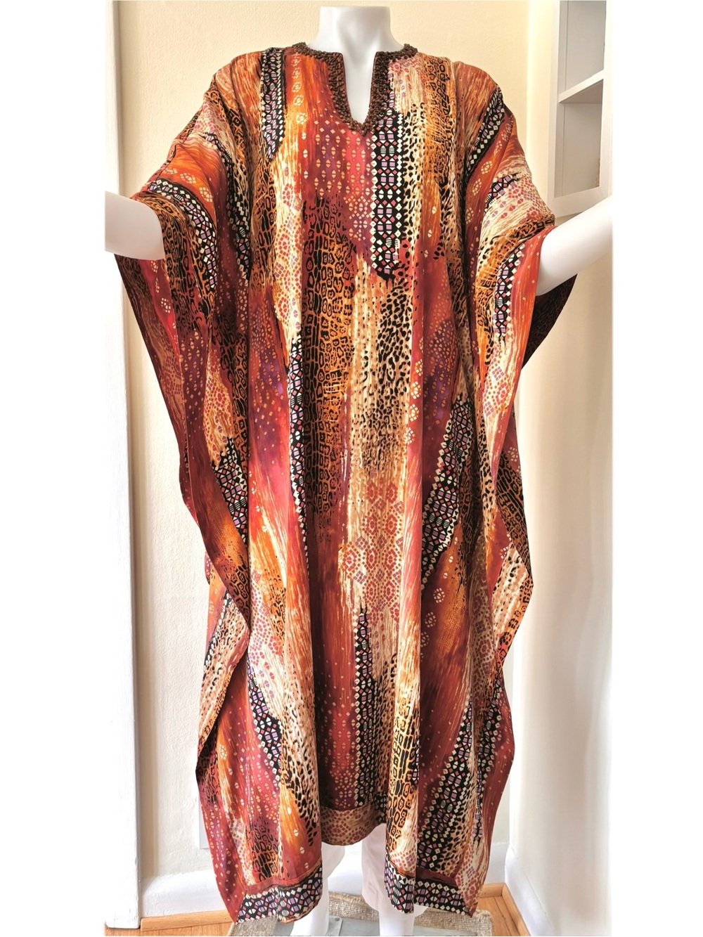 vintage Boho chic Natori safari print caftan with beaded neckline NEEDS REPAIR